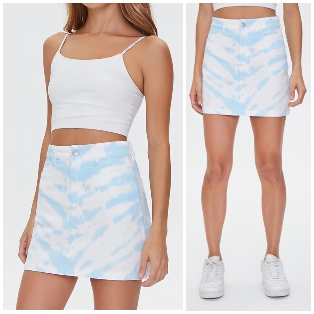 F21 Tie Dye Twill Denim Mini Skirt in Sky Blue & White